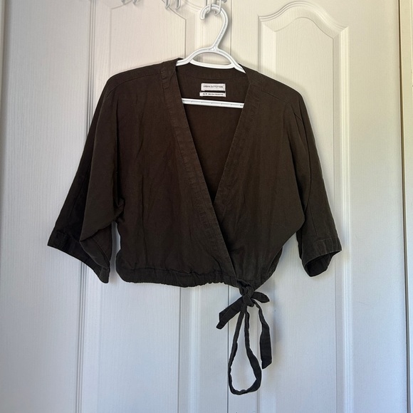 Urban Outfitters Kimmy Wrap Top Size XS - Picture 6 of 9